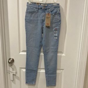 Women’s Levi’s 721 High-Rise Skinny Jeans
